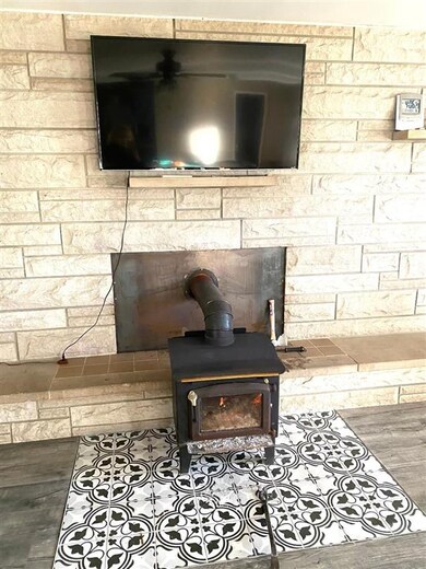 869 A St NE, Linton, IN 47441 - photo 7