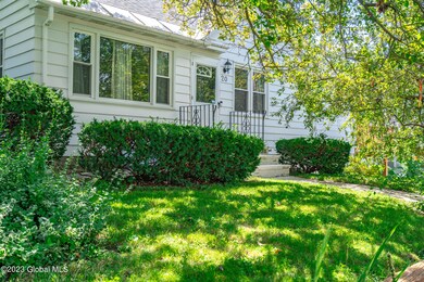 20 Center St, Schenectady, NY 12302 - photo 2