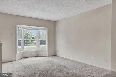 13408 Elevation Ln, Herndon, VA 20171 - photo 5