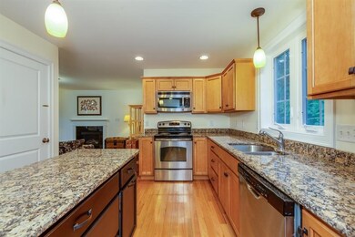 71 Frontier Dr, Pelham, NH 03076 - photo 6