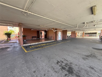 6175 W 20th Ave unit 205, Hialeah, FL 33012 - photo 3