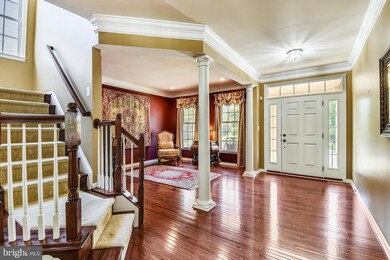 25197 Eisenhower Dr, Chantilly, VA 20152 - photo 4