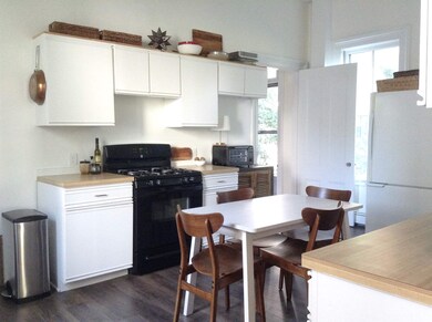 425 Middle St unit 5, Portsmouth, NH 03801 - photo 4