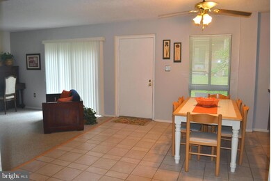 15287 Forest Grove Dr, Woodbridge, VA 22191 - photo 7