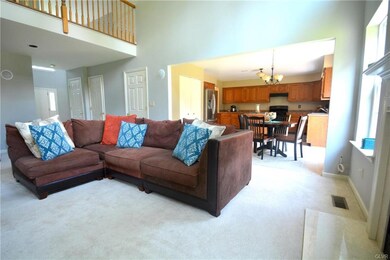 7064 Hearth Ln, Macungie, PA 18062 - photo 4