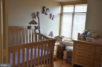 The Charleston unit 908, Arlington, VA 22201 - photo 3