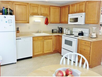 86 Batchelder Ave unit 3, Manchester, NH 03103 - photo 4