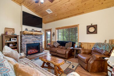 2268OvergaardSpringsLoop-HeberOvergaard-