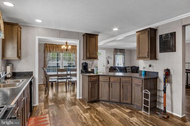 34 Meadowview Dr, New Bloomfield, PA 17068 - photo 3