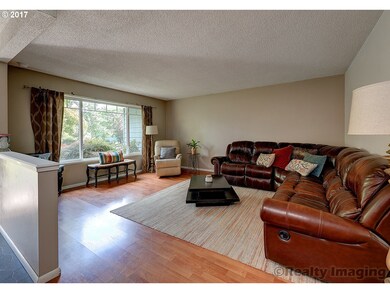 6097 SW Cross Creek Ave, Beaverton, OR 97007 - photo 6