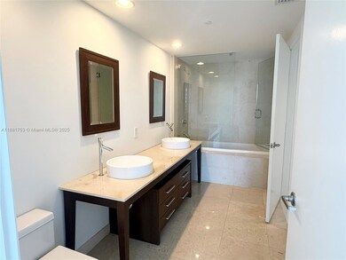 Icon Brickell Tower 1 unit 4812, Miami, FL 33131 - photo 6