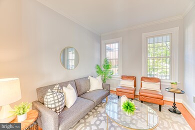 726 Hobart Place NW, Washington, DC 20001 - photo 6