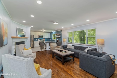 4412 Bruhin Rd, Knoxville, TN 37912 - photo 5