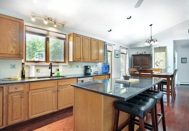30 Pheasant Ln, Pembroke, MA 02359 - photo 4