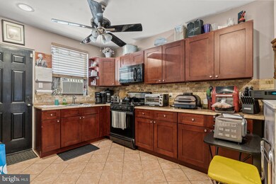 2320 Wilder St, Philadelphia, PA 19146 - photo 6