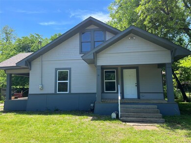 407 W 6th St, Bonham, TX 75418 - photo 2