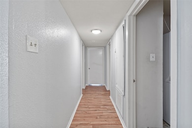 10211 Sugar Branch Dr unit 324, Houston, TX 77036 - photo 5