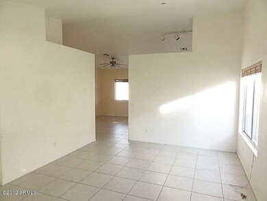 023-299084 - Dining-A-