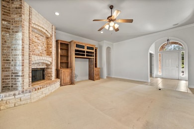 913 Shady Vale Dr, Kennedale, TX 76060 - photo 4