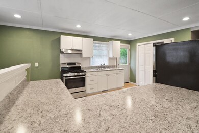 4692 Pennsylvania St, Gary, IN 46409 - photo 5