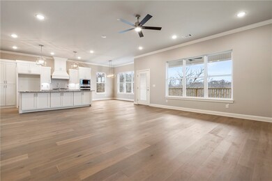 211 NW Highland Rd, Bentonville, AR 72712 - photo 5