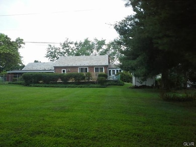 648 Glenwood St, Emmaus, PA 18049 - photo 4