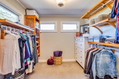 Walk In Closets
