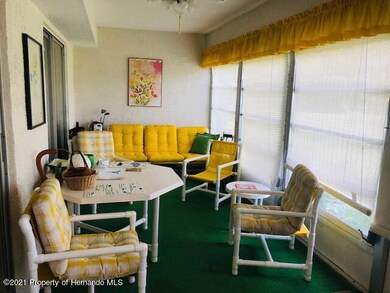 SCREENED LANAI