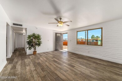 9-web-or-mls-1256 W Calle del Ensayador-