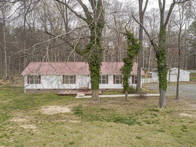 709 Buckner Clark Rd, Pittsboro, NC 27312 - photo 4