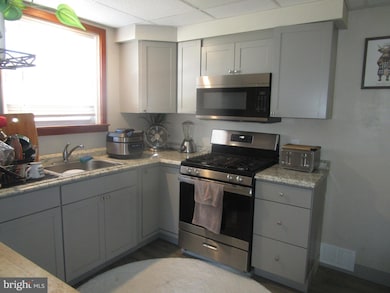 1434 Bywood Ave, Upper Darby Township, PA 19082 - photo 7