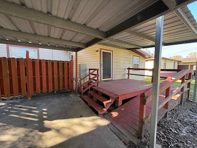 6363 1st Ave, Port Arthur, TX 77640 - photo 2