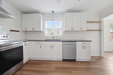 1609 San Mateo Dr, Dunedin, FL 34698 - photo 3