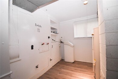 3350 Marilyn St, Columbus, IN 47203 - photo 7