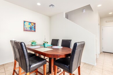 Dining 2