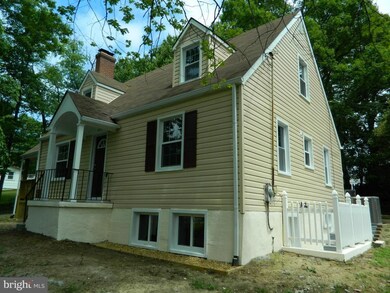 4018 Bradys Hill Rd, Triangle, VA 22172 - photo 2