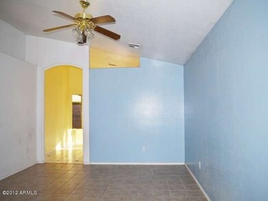 023-264640 - Living alternate view 3