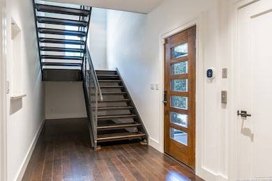 215 Annie unit E, San Antonio, TX 78212 - photo 5