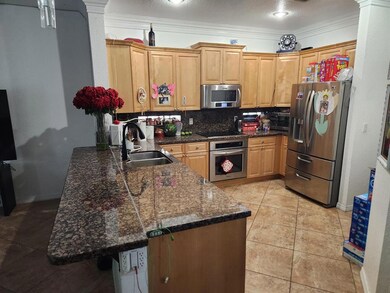 1065 Center Stone Ln, Riviera Beach, FL 33404 - photo 2