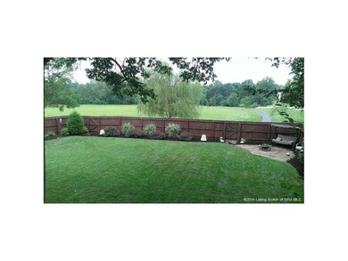 4214 Aberdeen Ct, New Albany, IN 47150 - photo 2