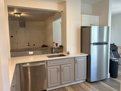 439 Union St unit 1, Franklin, MA 02038 - photo 3