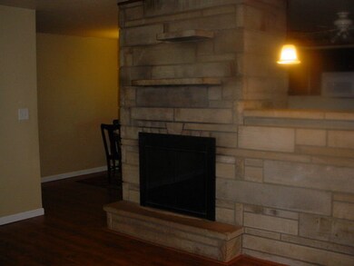 812 Sunny Acres Dr, Princeton, IL 61356 - photo 4