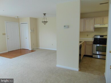 43 Royalty Cir, Owings Mills, MD 21117 - photo 3