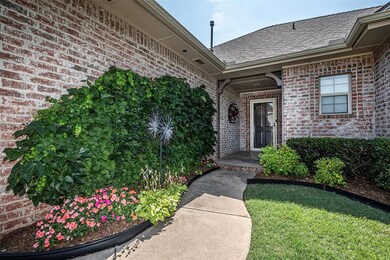Property entrance featuring a yard