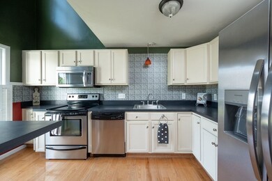 24 Barker Square Dr unit 24, Pembroke, MA 02359 - photo 3