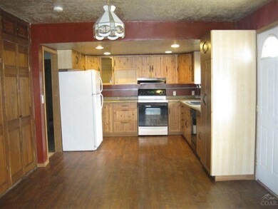 228 NW 2nd Ave, John Day, OR 97845 - photo 4