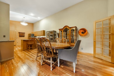 6521 Laurelwood Dr, Rockford, IL 61108 - photo 5