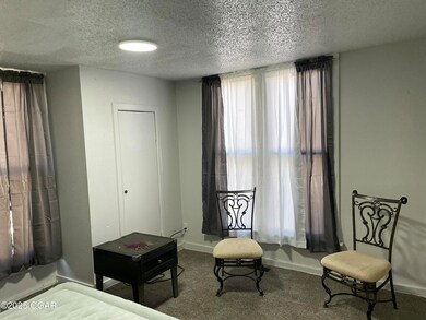 1106 W Austin St, Webb City, MO 64870 - photo 5