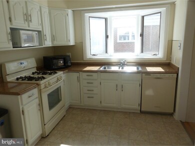 305 Briarwood Ave, Haddonfield, NJ 08033 - photo 4