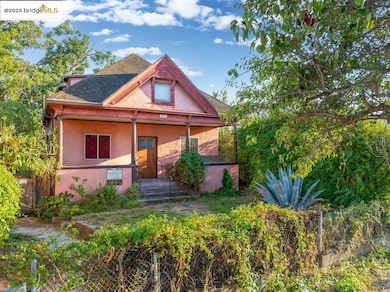 1614 Russell St, Berkeley, CA 94703 - photo 4